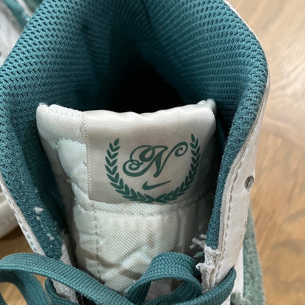 Nike Boy's Blazer Mid 77 White Teal High Top Sneakers Tennis Shoes - Picture 7 of 8